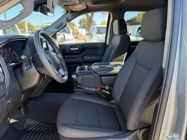 2026 Chevrolet Silverado 1500 2WD Crew Cab Short Bed Custom