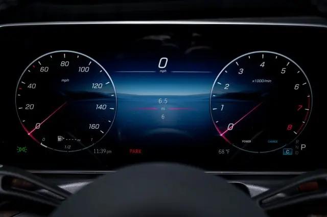 2026 Mercedes-Benz E-CLASS E 300 CLE 300