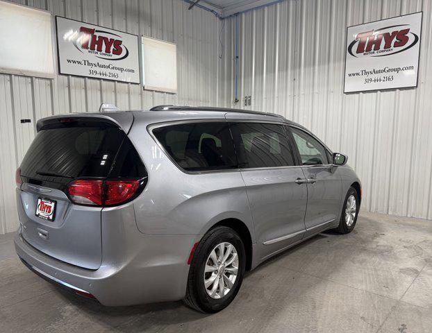 2019 Chrysler Pacifica Touring L 2019 Chrysler Pacifica Touring L