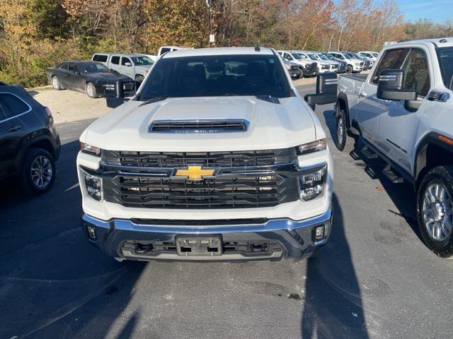 2024 Chevrolet Silverado 2500HD 4WD Crew Cab Standard Bed LT