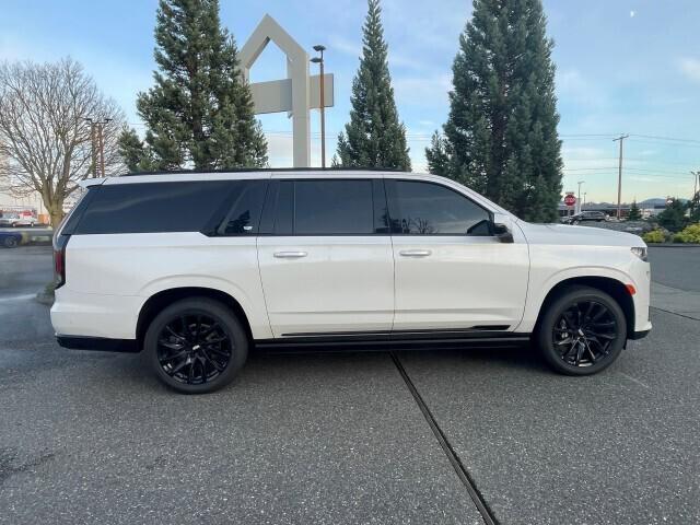 2023 Cadillac Escalade ESV 4WD Sport Platinum