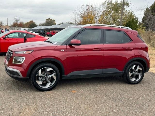 2024 Hyundai Venue Limited 2024 Hyundai Venue Limited