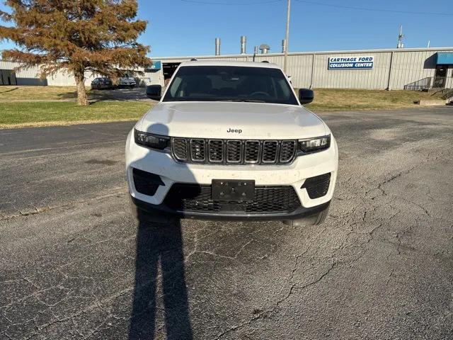 2024 Jeep Grand Cherokee Laredo X 4x4
