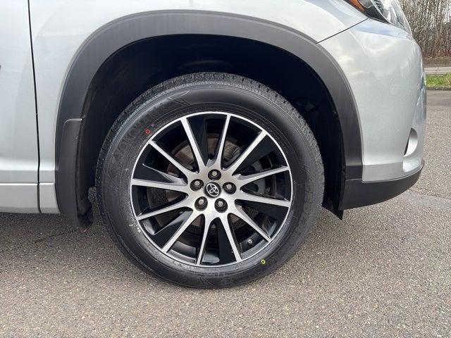 2017 Toyota Highlander SE 2017 Toyota Highlander SE