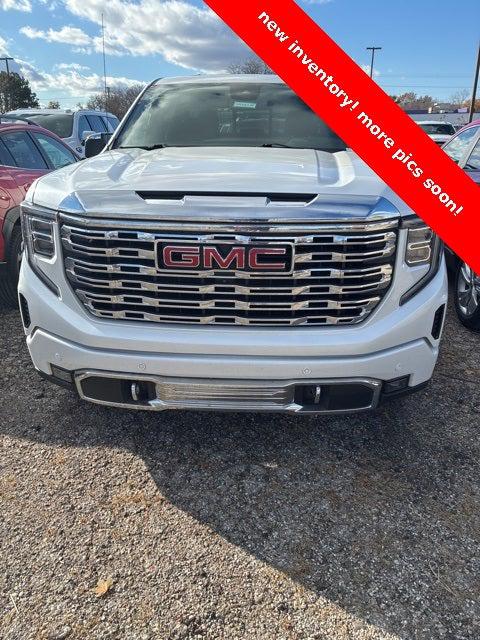 2022 GMC Sierra 1500 4WD Crew Cab Short Box Denali 2022 GMC Sierra 1500 4WD Crew Cab Short Box Denali