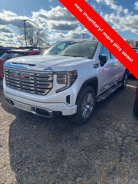 2022 GMC Sierra 1500 4WD Crew Cab Short Box Denali 2022 GMC Sierra 1500 4WD Crew Cab Short Box Denali
