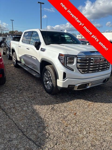 2022 GMC Sierra 1500 4WD Crew Cab Short Box Denali 2022 GMC Sierra 1500 4WD Crew Cab Short Box Denali