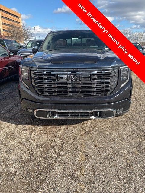 2022 GMC Sierra 1500 4WD Crew Cab Short Box Denali Ultimate 2022 GMC Sierra 1500 4WD Crew Cab Short Box Denali Ultimate