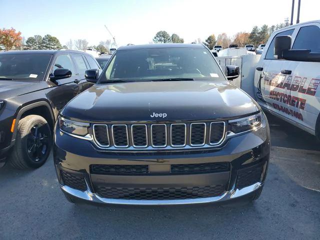 2025 Jeep Grand Cherokee L Laredo X 4x2 2025 Jeep Grand Cherokee L Laredo X 4x2