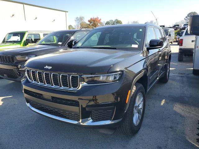 2025 Jeep Grand Cherokee L Laredo X 4x2 2025 Jeep Grand Cherokee L Laredo X 4x2