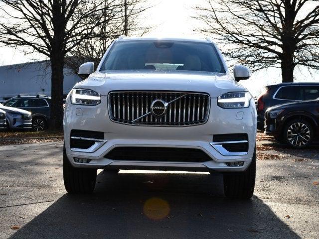 2024 Volvo XC90 B6 Plus Bright Theme 6-Seater