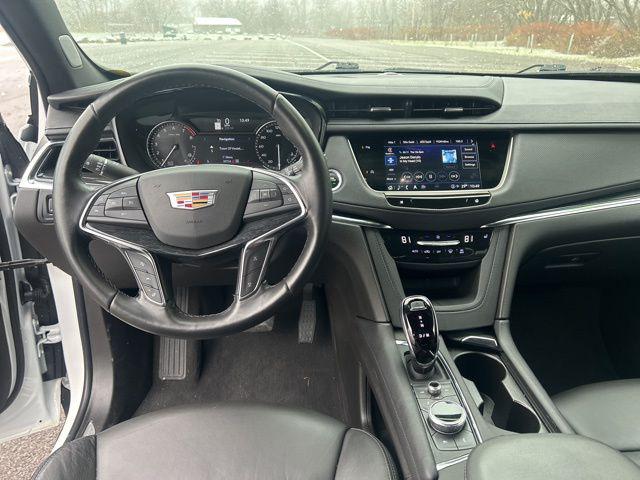 2022 Cadillac XT5 AWD Premium Luxury