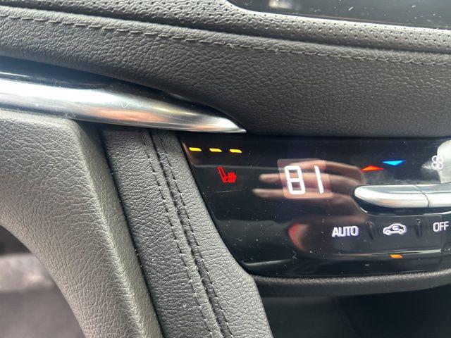 2022 Cadillac XT5 AWD Premium Luxury