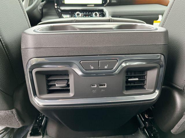 2026 GMC Sierra 2500HD Crew Cab, Standard Bed, Denali, 4WD