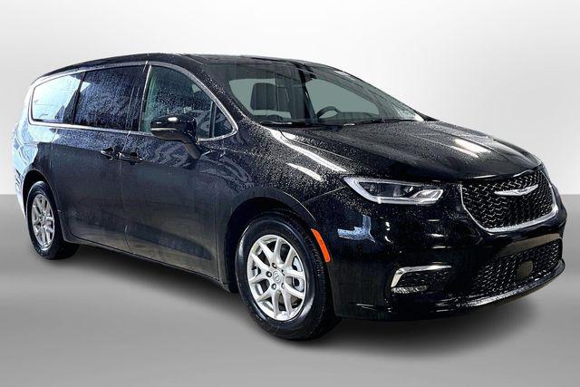 2026 Chrysler Pacifica Select for sale in Durand, MI