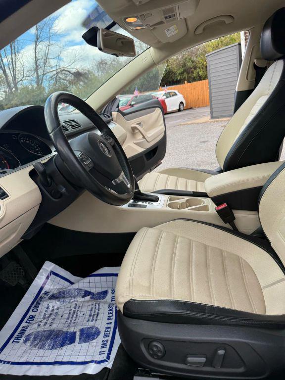 2009 Volkswagen CC Sport
