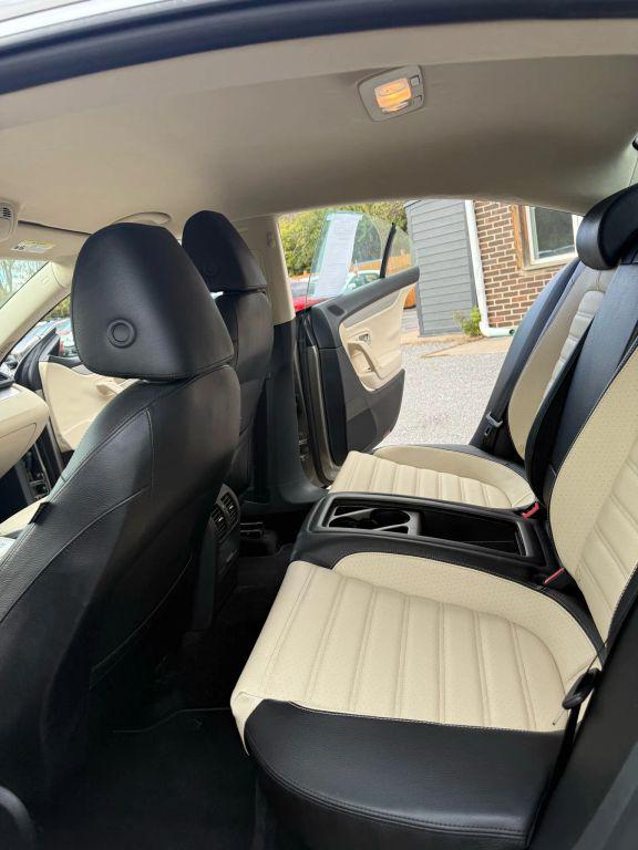 2009 Volkswagen CC Sport