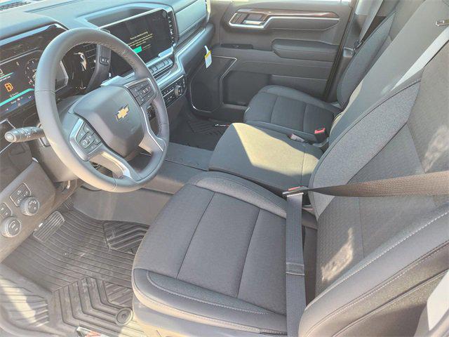 2026 Chevrolet Silverado 1500 4WD Crew Cab Standard Bed LT