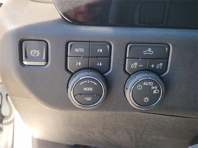 2026 Chevrolet Silverado 1500 4WD Crew Cab Standard Bed LT