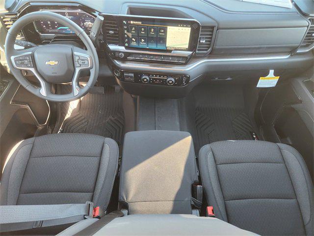 2026 Chevrolet Silverado 1500 4WD Crew Cab Standard Bed LT