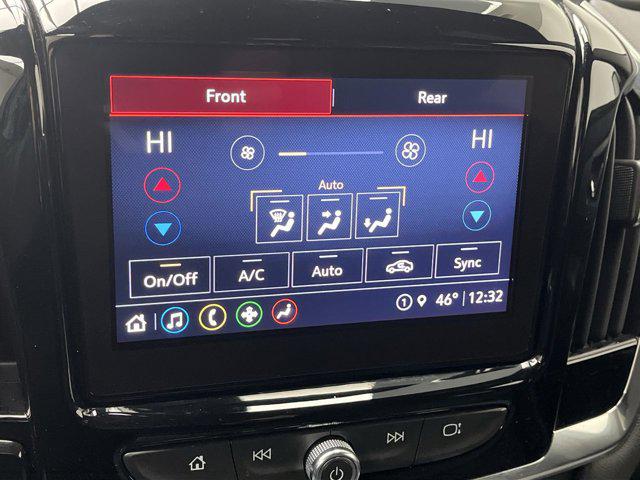 2023 Chevrolet Traverse AWD LT Cloth