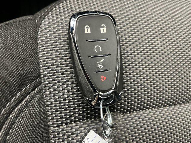 2023 Chevrolet Traverse AWD LT Cloth
