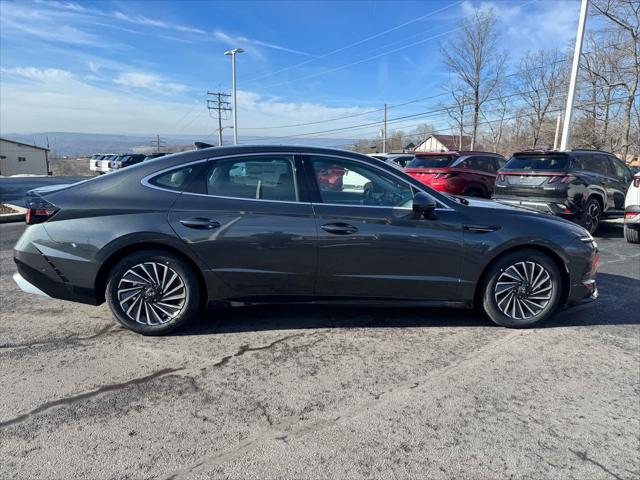 2026 Hyundai Sonata Hybrid Limited