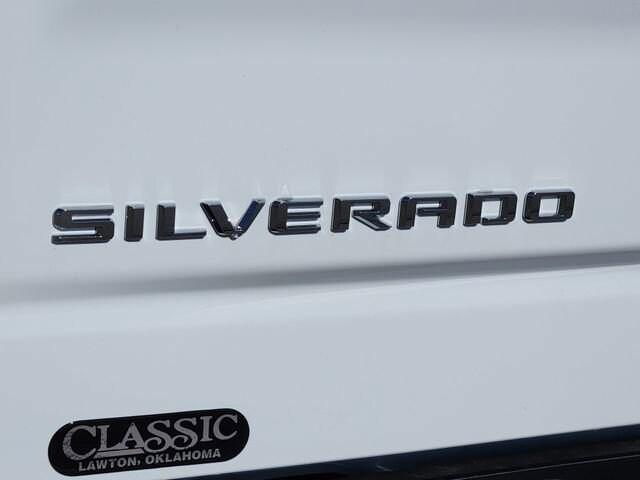2026 Chevrolet Silverado 1500 2WD Crew Cab Short Bed Custom