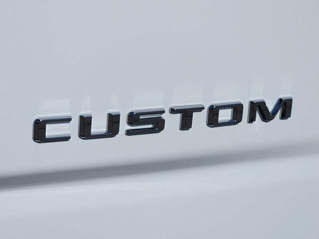 2026 Chevrolet Silverado 1500 2WD Crew Cab Short Bed Custom