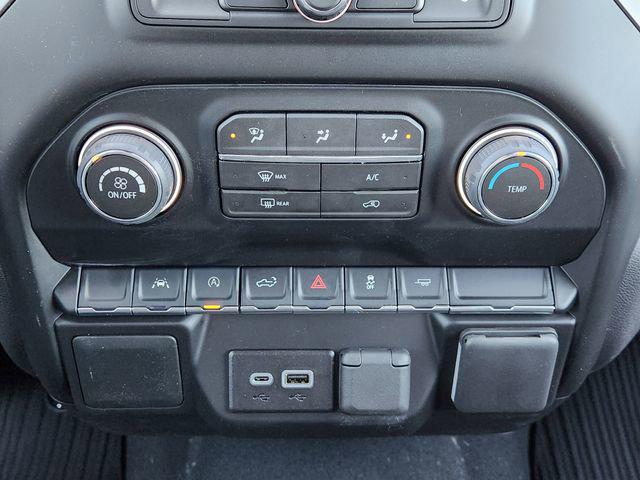2026 Chevrolet Silverado 1500 2WD Crew Cab Short Bed Custom
