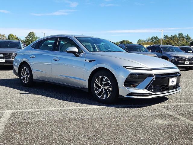 2026 Hyundai Sonata Hybrid Blue