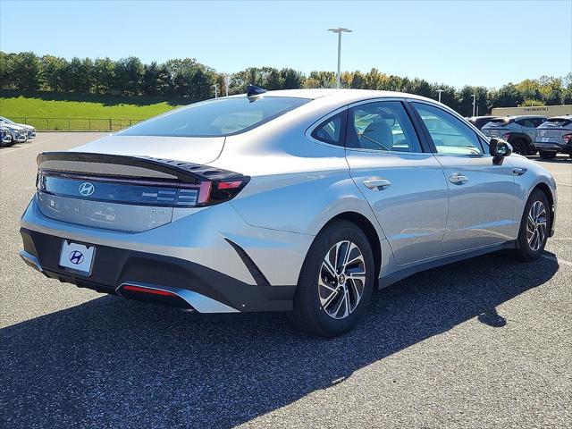 2026 Hyundai Sonata Hybrid Blue