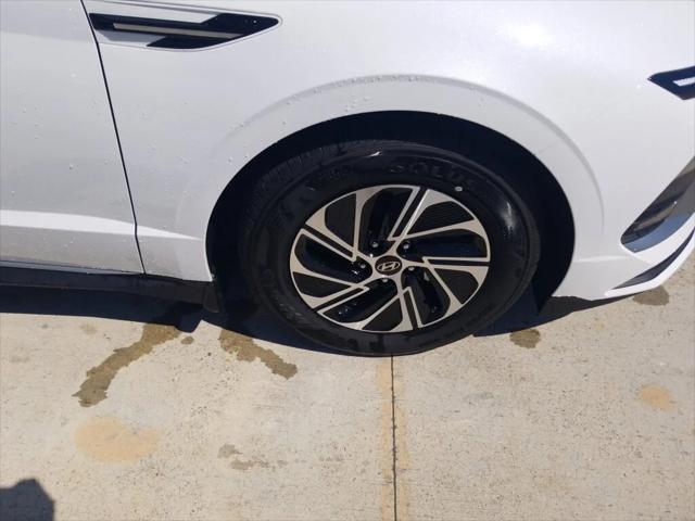 2026 Hyundai Sonata Hybrid Blue