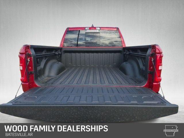 2026 Ram 1500 Big Horn Crew Cab 4x4 5'7" Box