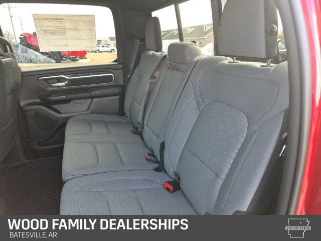 2026 Ram 1500 Big Horn Crew Cab 4x4 5'7" Box