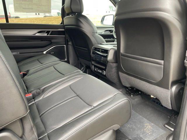 2026 Jeep Grand Wagoneer Limited Altitude 4x4