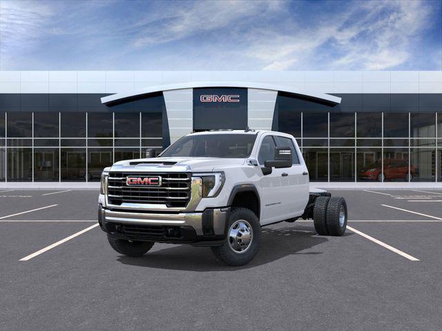 2026 GMC Sierra 3500HD Crew Cab, Long Bed, Pro Dual Rear Wheel, 4WD