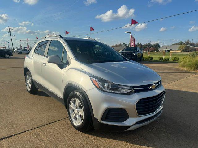 2022 Chevrolet Trax LT's photo