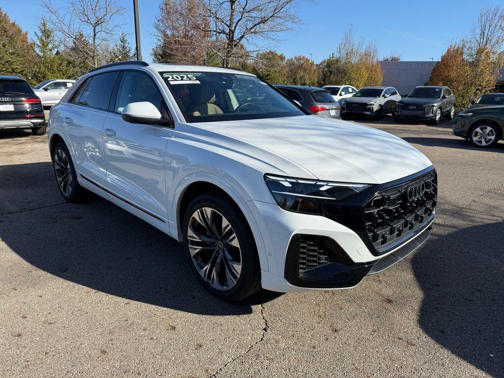 /2025 Audi Q8