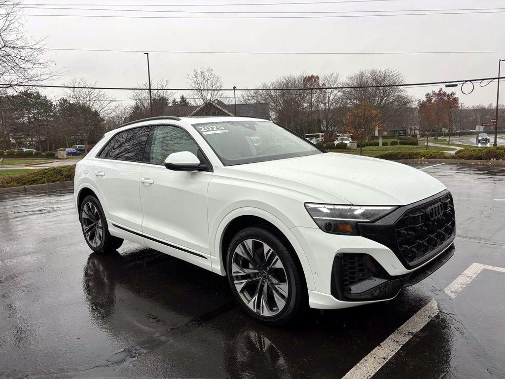 /2025 Audi Q8