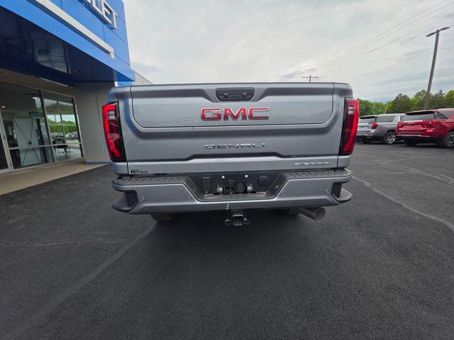 2026 GMC Sierra 2500HD Crew Cab, Standard Bed, Denali, 4WD