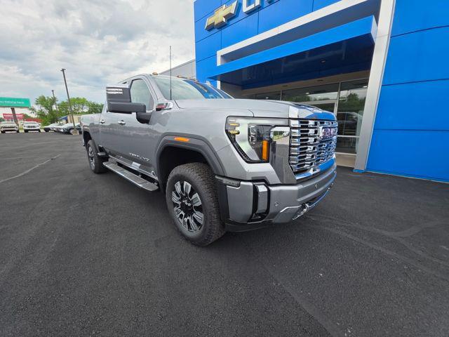 2026 GMC Sierra 2500HD Crew Cab, Standard Bed, Denali, 4WD