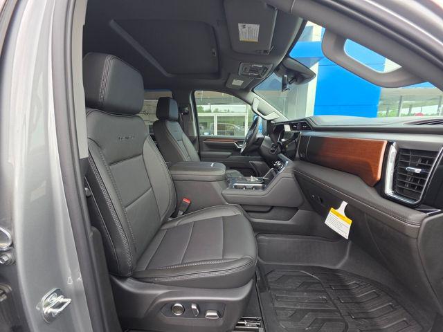 2026 GMC Sierra 2500HD Crew Cab, Standard Bed, Denali, 4WD