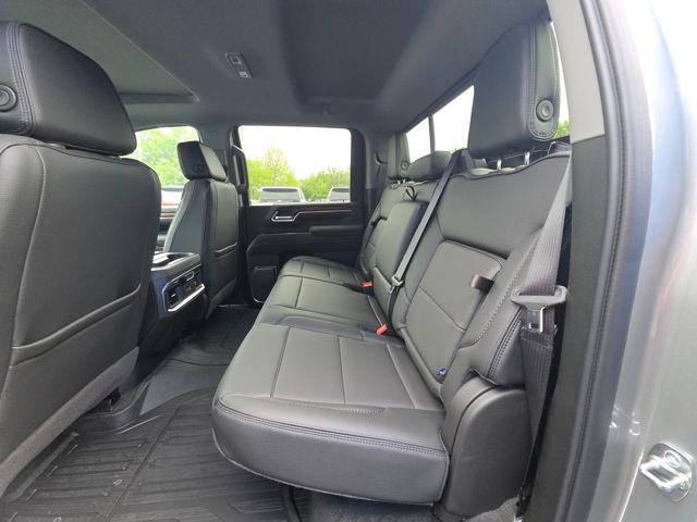 2026 GMC Sierra 2500HD Crew Cab, Standard Bed, Denali, 4WD