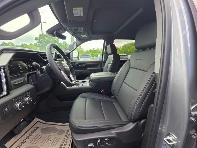 2026 GMC Sierra 2500HD Crew Cab, Standard Bed, Denali, 4WD