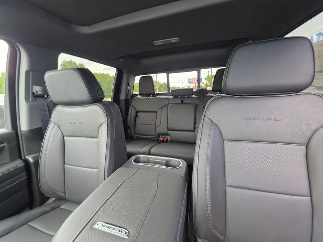 2026 GMC Sierra 2500HD Crew Cab, Standard Bed, Denali, 4WD