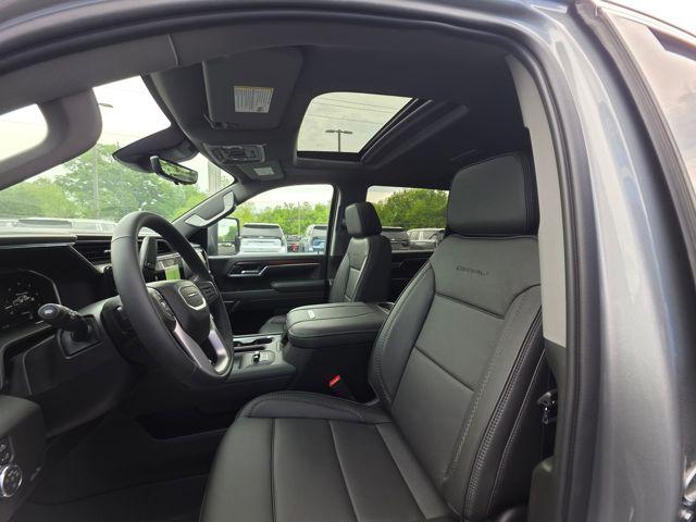2026 GMC Sierra 2500HD Crew Cab, Standard Bed, Denali, 4WD