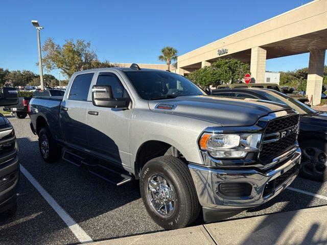 2024 RAM 2500 Tradesman Crew Cab 4x4 64 Box 2024 RAM 2500 Tradesman Crew Cab 4x4 64 Box