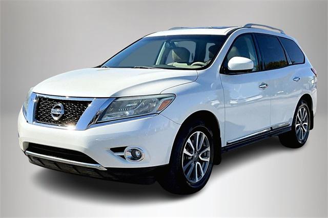 2015 Nissan Pathfinder SL 2015 Nissan Pathfinder SL