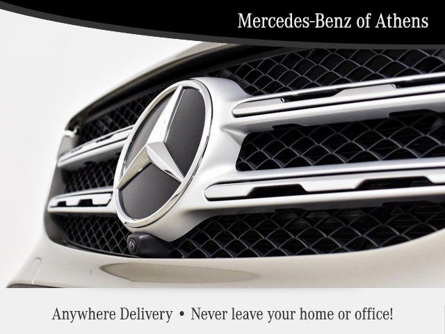 2022 Mercedes-Benz GLC 300 SUV